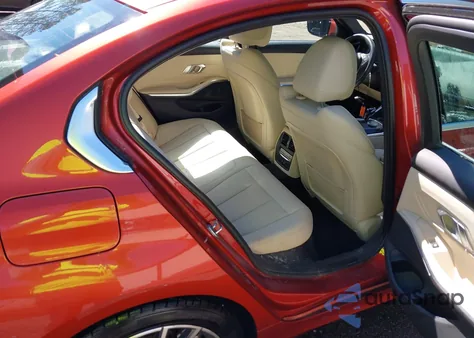 2022 BMW 330I из США, поврежденный, VIN 3MW5R1J08N8C43243